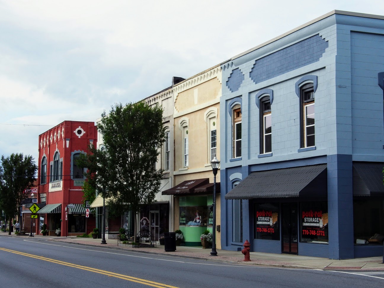 Spotlight On The Charm Of Cedartown,