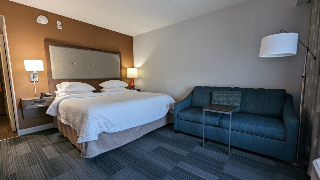 Hampton Inn and Suites Rooms 